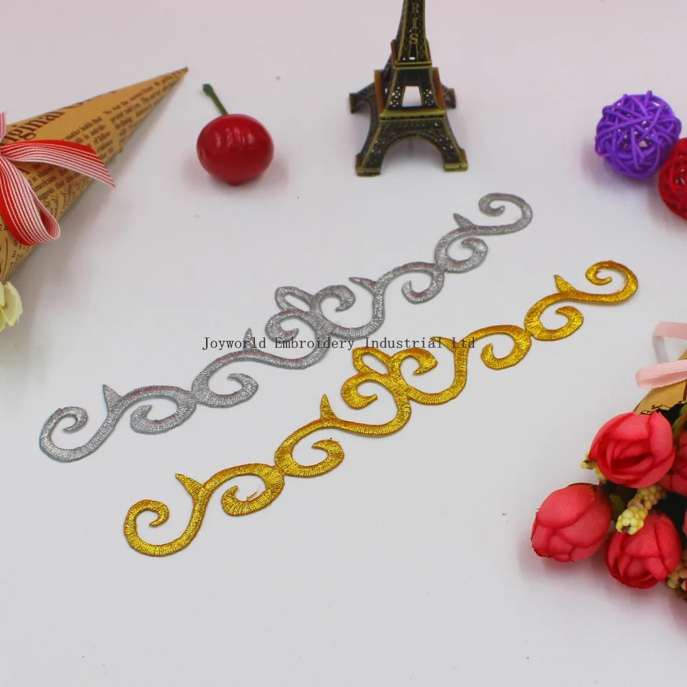 YACKALASI 20 Pieces/Lot Gold Flower Lace Appliqued Metailic Embroidered Cosplay Patches Fabric Applique Gold Silver 19cm*3.5cm
YACKALASI 20 Pieces/Lot Gold Flower Lace Appliqued Metailic Embroidered Cosplay Patches Fabric Applique Gold Silver 19cm*3.5cm