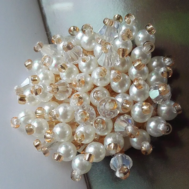 10pcs/lot mini pearl sequin beaded flower patch Applique for DIY bag shoe patch coat jeans Parche bordado de lantejoulas sticker
10pcs/lot mini pearl sequin beaded flower patch Applique for DIY bag shoe patch coat jeans Parche bordado de lantejoulas sticker