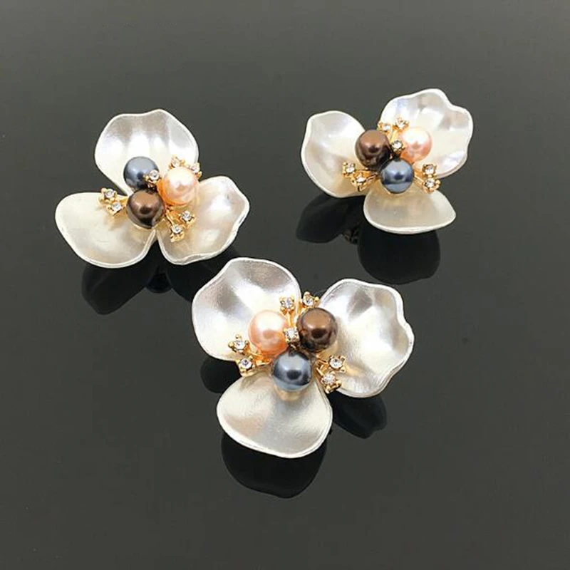 

5pcs Flower pearls rhinestones buttons metal wedding Invitations decorate button trinket hair flower center scrapbooking