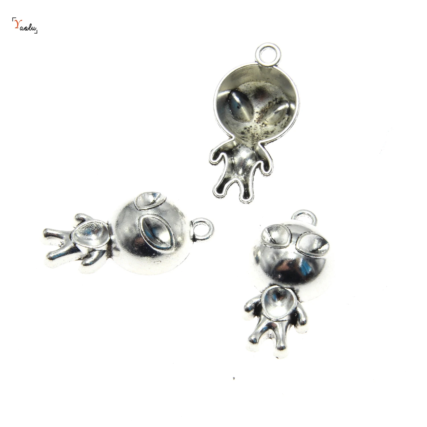 8piece/lot aliens charms Antique Silver Tone ET Alien man Charm Pendants 31x15x8mm
8piece/lot aliens charms Antique Silver Tone ET Alien man Charm Pendants 31x15x8mm