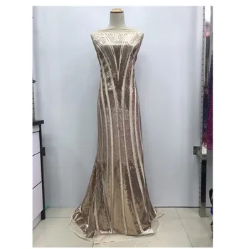 2019 Latest gold Nigerian Laces Fabrics With sequins High Quality Tulle African Laces Fabric Wedding African French lace jl14-34
2019 Latest gold Nigerian Laces Fabrics With sequins High Quality Tulle African Laces Fabric Wedding African French lace jl14-34