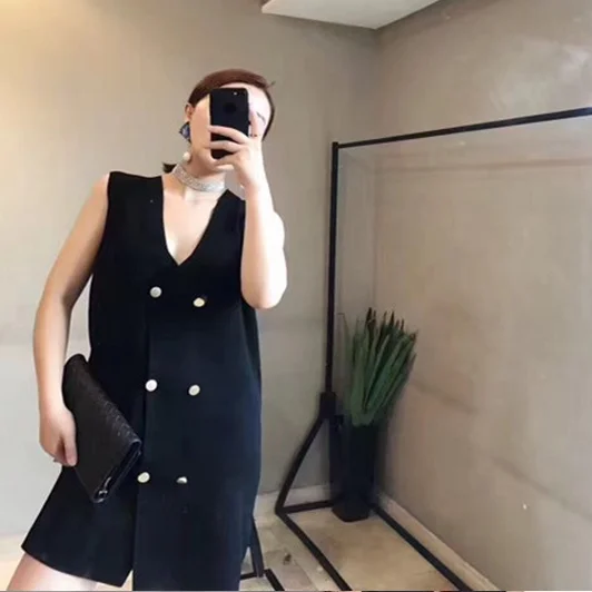 2018 Real Sale Vest Summer Female Double Breasted V-neck Sleeveless Ice Silky Knitting Vest Dress Women Mid-length Waistcoats
2018 Real Sale Vest Summer Female Double Breasted V-neck Sleeveless Ice Silky Knitting Vest Dress Women Mid-length Waistcoats