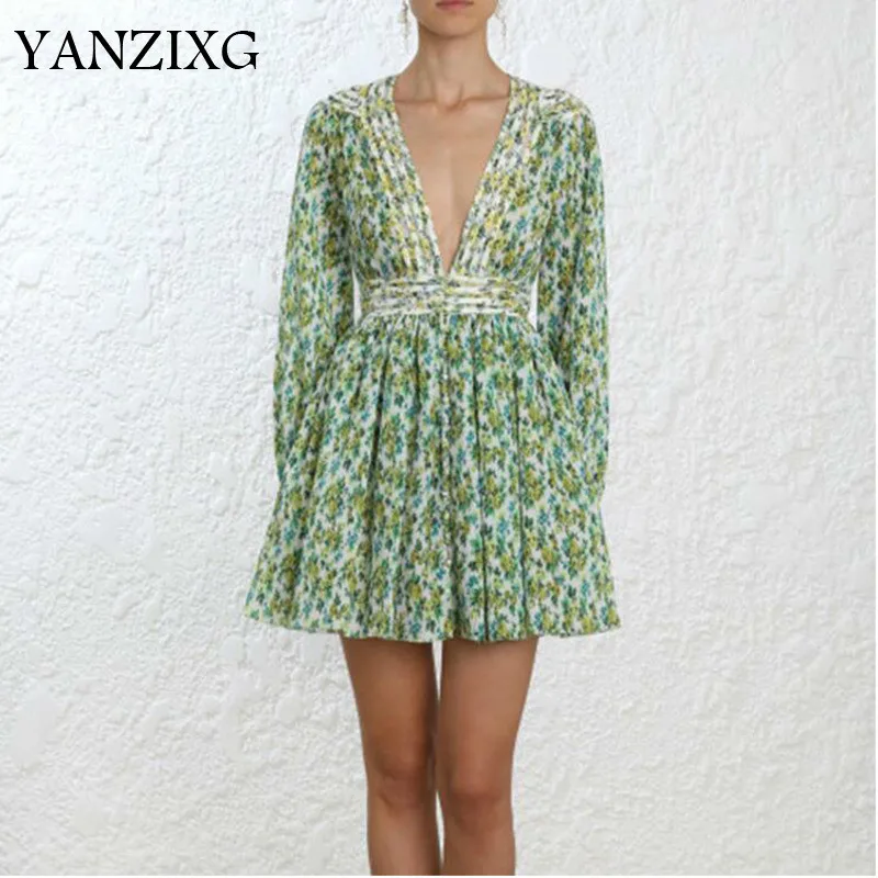 2019 New Spring And Summer Fashion Women V-neck Lantern Sleeves Green Printed Linen High Waist Mini Dress W418
2019 New Spring And Summer Fashion Women V-neck Lantern Sleeves Green Printed Linen High Waist Mini Dress W418