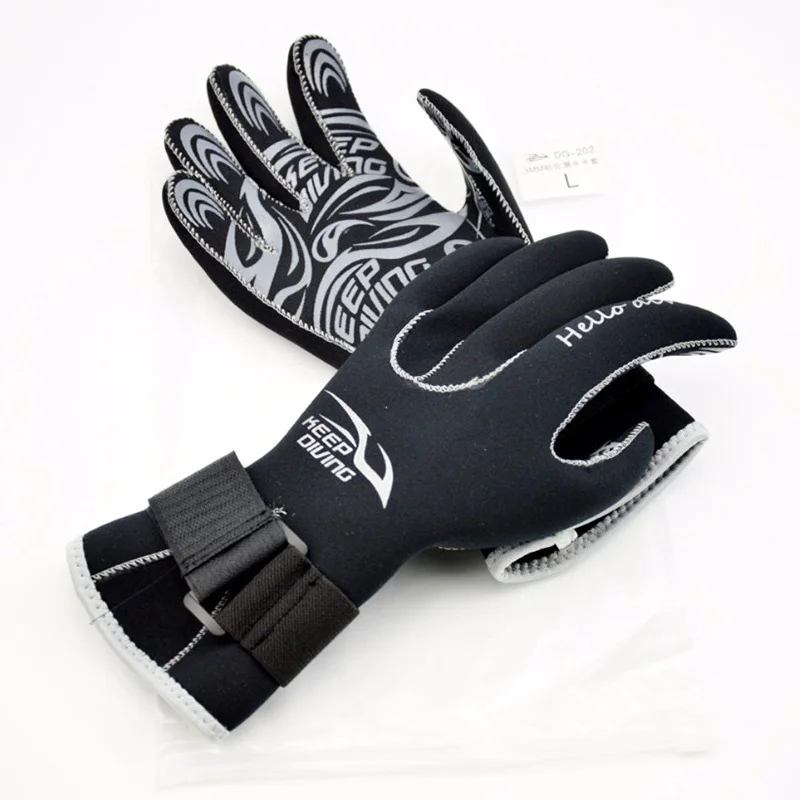 Neoprene Scuba Dive Swim Gloves Snorkeling Equipment 3MM Anti Scratch Keep Warm Wetsuit Material Winter Swim Spearfishing New s
Neoprene Scuba Dive Swim Gloves Snorkeling Equipment 3MM Anti Scratch Keep Warm Wetsuit Material Winter Swim Spearfishing New s