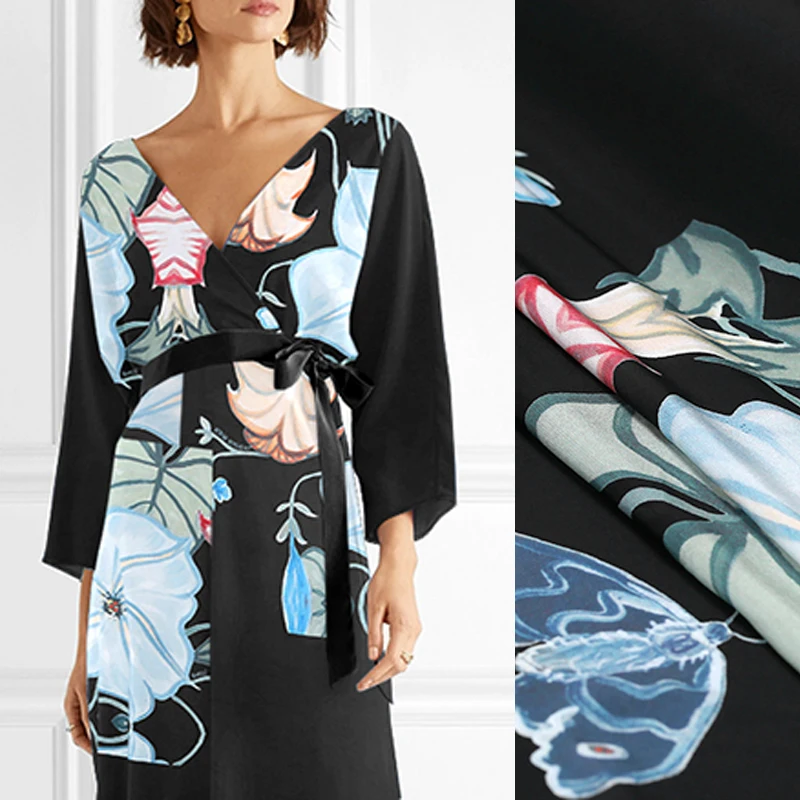 135*75CM 16MM Blue Print Black Silk Crepe De Chine Fabric for Summer Dress Blouse Skirt Shirt Pants Scarf E1049
135*75CM 16MM Blue Print Black Silk Crepe De Chine Fabric for Summer Dress Blouse Skirt Shirt Pants Scarf E1049