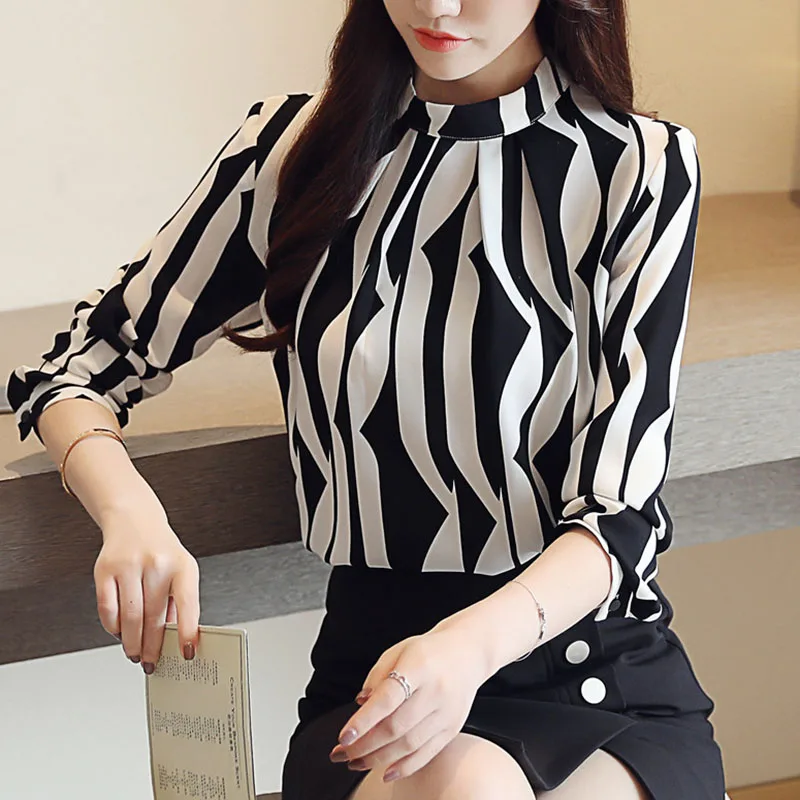 Фото hanyiren Women Long Sleeve Casual Stripe Shirt Office Lady Stand Collar Elegant OL Chiffon Top 2019 New Spring Autumn Blouse |