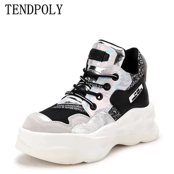 2019 The New women shoes autumn winter fashion leather Brand sneakers women boots thick bottom increase 5.5 CM casual Booties
2019 The New women shoes autumn winter fashion leather Brand sneakers women boots thick bottom increase 5.5 CM casual Booties