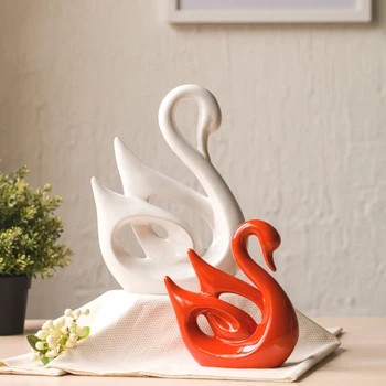 Exquisite Interesting Chinese Modern Porcelain Red and White Double Cute Swans Decoration Statues
Exquisite Interesting Chinese Modern Porcelain Red and White Double Cute Swans Decoration Statues