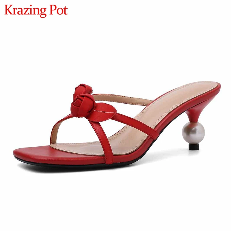 New microfiber natural leather special design flowers decoration peep toe pearl-studded high heels streetwear lovely sandals L20
New microfiber natural leather special design flowers decoration peep toe pearl-studded high heels streetwear lovely sandals L20