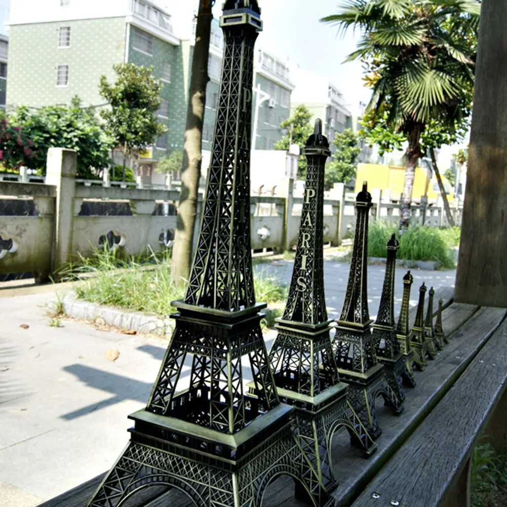 4 Size Vintage Bronze Eiffel Tower Statue Iron Crafts Family Bedroom Living Room Decoration Desktop Car Decoration Crafts Gift 
4 Size Vintage Bronze Eiffel Tower Statue Iron Crafts Family Bedroom Living Room Decoration Desktop Car Decoration Crafts Gift