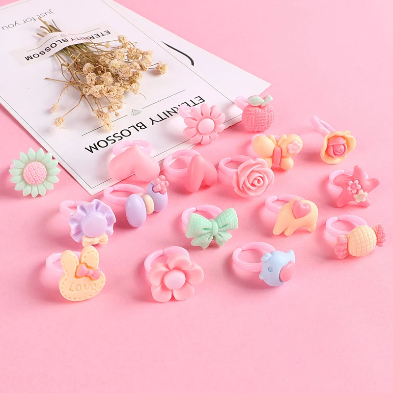 10pcs/Bag Kawaii Children Cartoon Rings Set Kids Toys For Girls Children Accessories Beauty Fashion Toys Makeup Resin Gifts
10pcs/Bag Kawaii Children Cartoon Rings Set Kids Toys For Girls Children Accessories Beauty Fashion Toys Makeup Resin Gifts