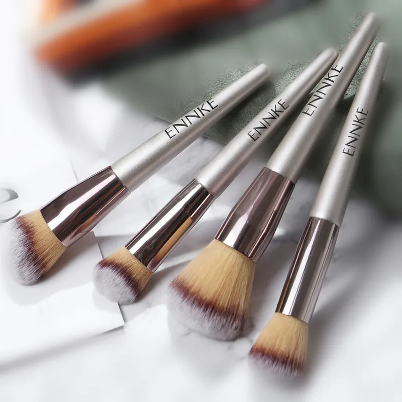 New Women's Fashion Brushes 1pcs Wooden Powder Eyeshadow Foundation Brush Large Fluffy Makeup Brush Sets Pincel Maquiagem
New Women's Fashion Brushes 1pcs Wooden Powder Eyeshadow Foundation Brush Large Fluffy Makeup Brush Sets Pincel Maquiagem