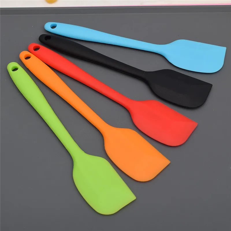 1PC Kitchen Silicone Cream Butter Cake Spatula Mixing Batter Scraper Brush Butter Mixer Cake Brushes Baking Tools Kitchenware
1PC Kitchen Silicone Cream Butter Cake Spatula Mixing Batter Scraper Brush Butter Mixer Cake Brushes Baking Tools Kitchenware