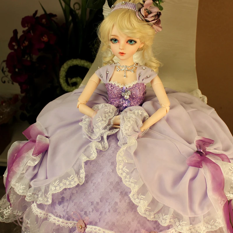 BJD Doll Lucia Beautiful Clothes Bridal Dolls 60cm Resin Dolls Girl Birthday Gift Toys Bride BBGirl SD Doll Costume Makeup
BJD Doll Lucia Beautiful Clothes Bridal Dolls 60cm Resin Dolls Girl Birthday Gift Toys Bride BBGirl SD Doll Costume Makeup