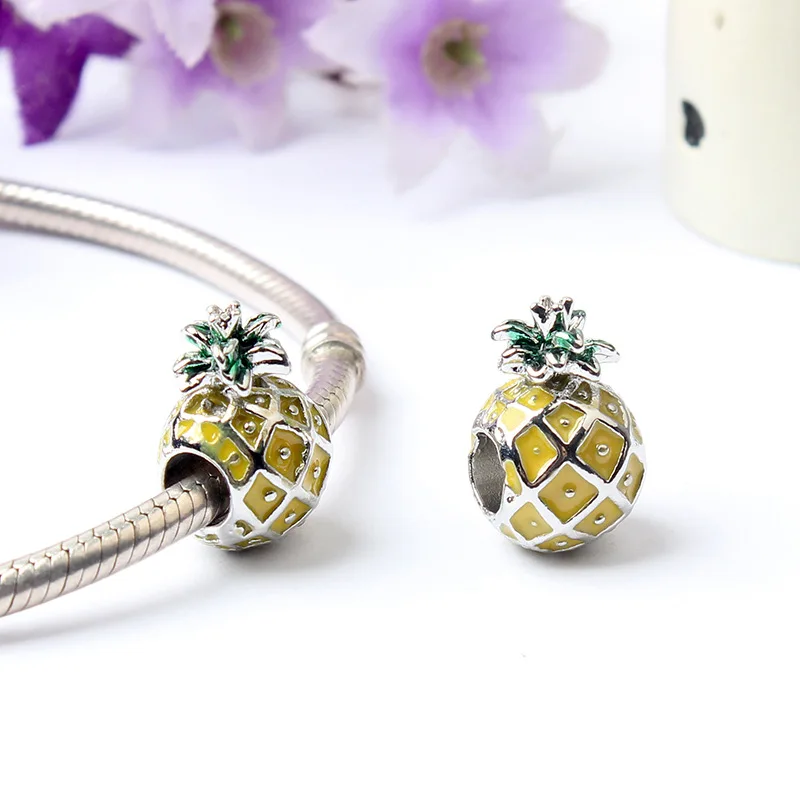 5PCS Vintage Yellow Enamel Beads 3D Pineapple Big Hole Bead Fit Women Charms Original Bracelet Beads For DIY Jewelry
5PCS Vintage Yellow Enamel Beads 3D Pineapple Big Hole Bead Fit Women Charms Original Bracelet Beads For DIY Jewelry