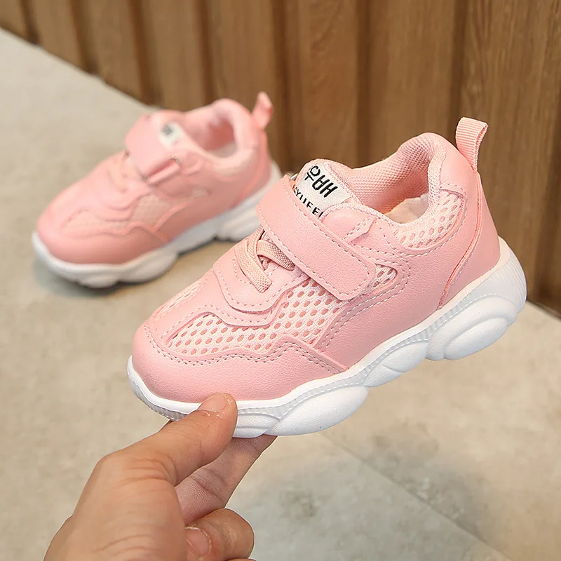 New Children Sports Shoes Boys Girls Spring Outsole Slip Air Mesh Breathable Casual Shoes Kids Sneakers Child Running Shoes
New Children Sports Shoes Boys Girls Spring Outsole Slip Air Mesh Breathable Casual Shoes Kids Sneakers Child Running Shoes