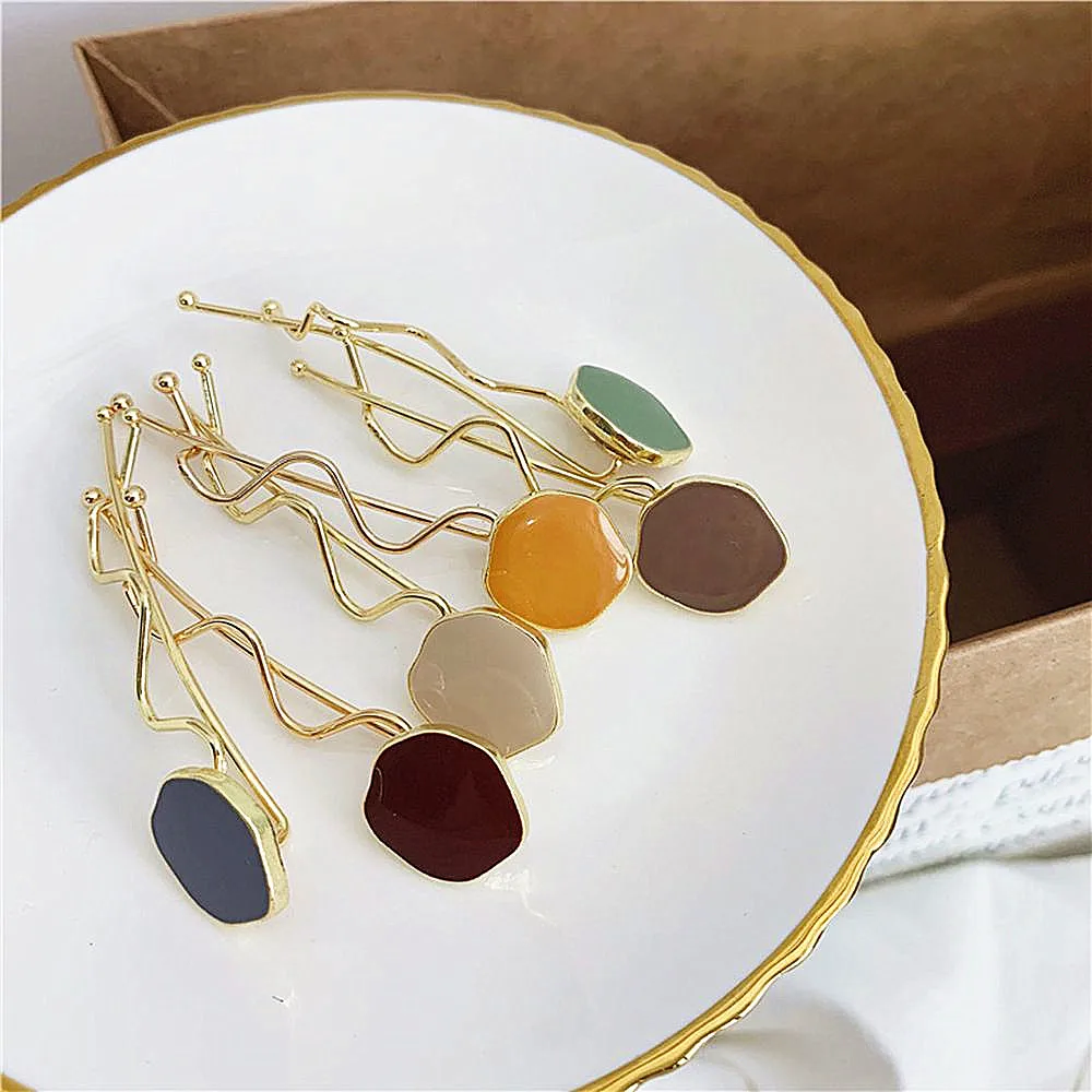 1PC Women Fashion Candy Color Barrettes Alloy Wave Desgin Geometric Hair Clip Girls Hairpin Hair Accessories New Arrival
1PC Women Fashion Candy Color Barrettes Alloy Wave Desgin Geometric Hair Clip Girls Hairpin Hair Accessories New Arrival