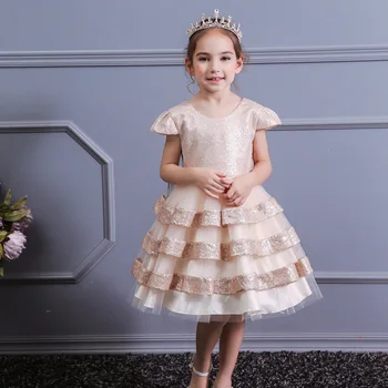 2019 New European Girls Wedding Multi-layer Sequin Puff Backless Bow Princess Dress Host Performance Dresses Christmas Red Gifts
2019 New European Girls Wedding Multi-layer Sequin Puff Backless Bow Princess Dress Host Performance Dresses Christmas Red Gifts