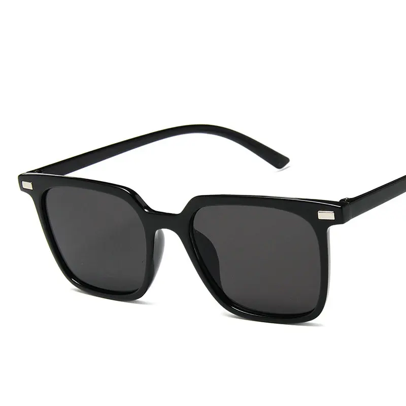 MINCL/ 2018 New Fashion Rivet Decoration Women Square Sunglasses Reinforcing Metal Hinge Retro Men UV 400 Lens Glasses NX
MINCL/ 2018 New Fashion Rivet Decoration Women Square Sunglasses Reinforcing Metal Hinge Retro Men UV 400 Lens Glasses NX