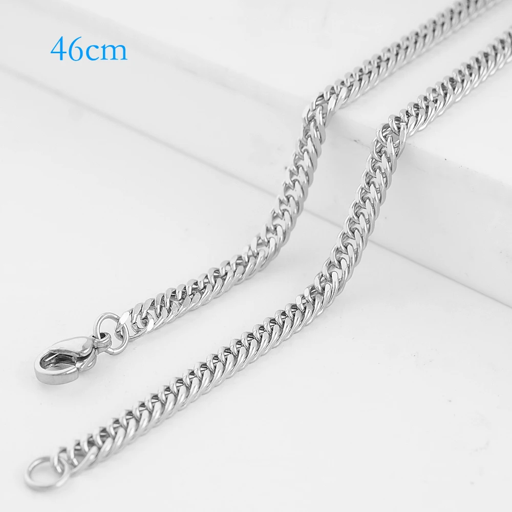 12 Species New High Quality Silver Color Cuban Figaro Snake Chain Couple Necklace For Women Men Trendy Punk Jewelry FC9027
12 Species New High Quality Silver Color Cuban Figaro Snake Chain Couple Necklace For Women Men Trendy Punk Jewelry FC9027