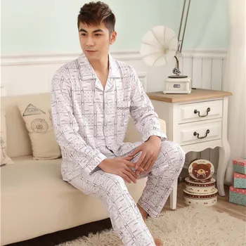 2020 Spring new men's comfortable fit long-sleeved knit cotton cardigan double white plaid pajama suit tracksuit
2020 Spring new men's comfortable fit long-sleeved knit cotton cardigan double white plaid pajama suit tracksuit