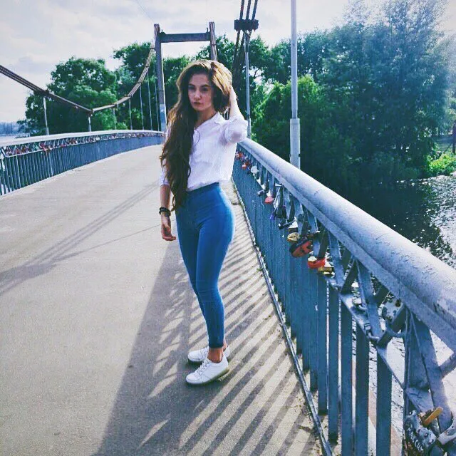 UT8hsQrXpdaXXagOFbX4