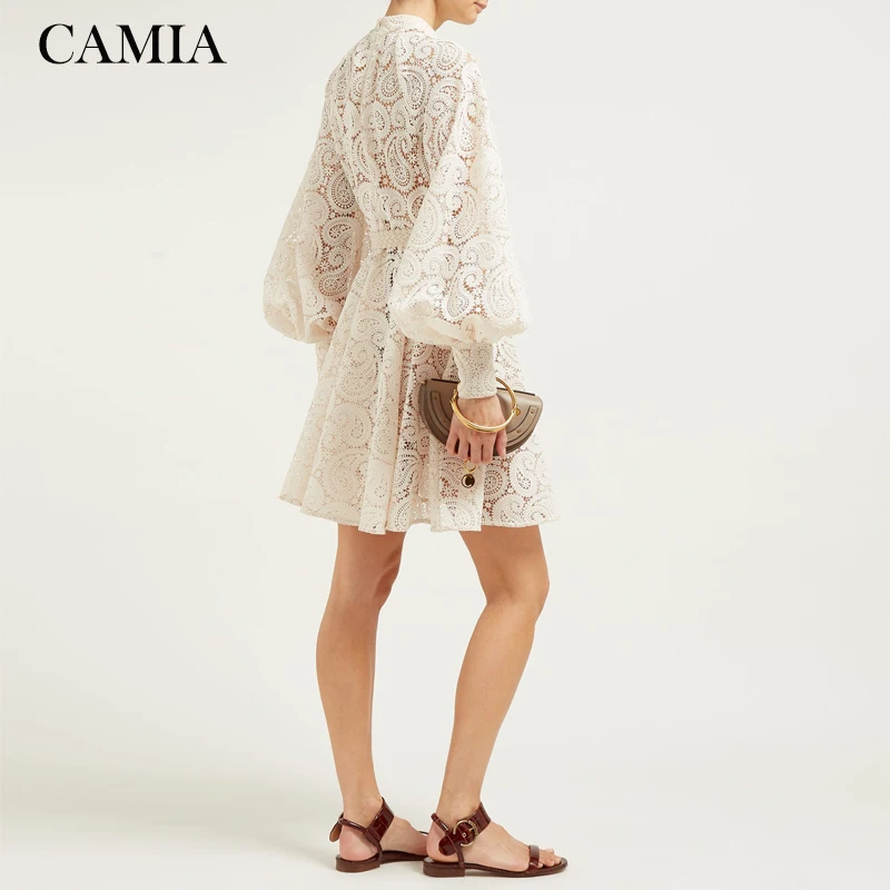 CAMIA 2019 new lace vintage pattern embroidery high waist elegant temperament bubble sleeve hollow stand collar dress
CAMIA 2019 new lace vintage pattern embroidery high waist elegant temperament bubble sleeve hollow stand collar dress