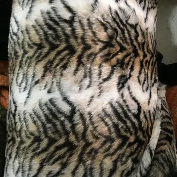 Good quality felt cloth,2cm Tiger print plush faux fur fabric, background fabric
Good quality felt cloth,2cm Tiger print plush faux fur fabric, background fabric