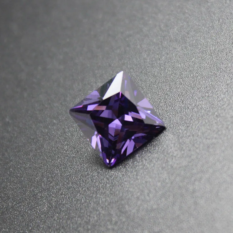 Квадратные бусины из драгоценных камней в форме принцессы с фиолетовым