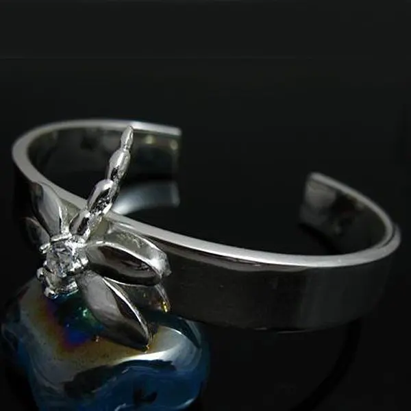 Wholesale fashion jewelry Bracelets , 925 Silver Bracelets & bangles . Nice Jewelry. Good Quality B30
Wholesale fashion jewelry Bracelets , 925 Silver Bracelets & bangles . Nice Jewelry. Good Quality B30