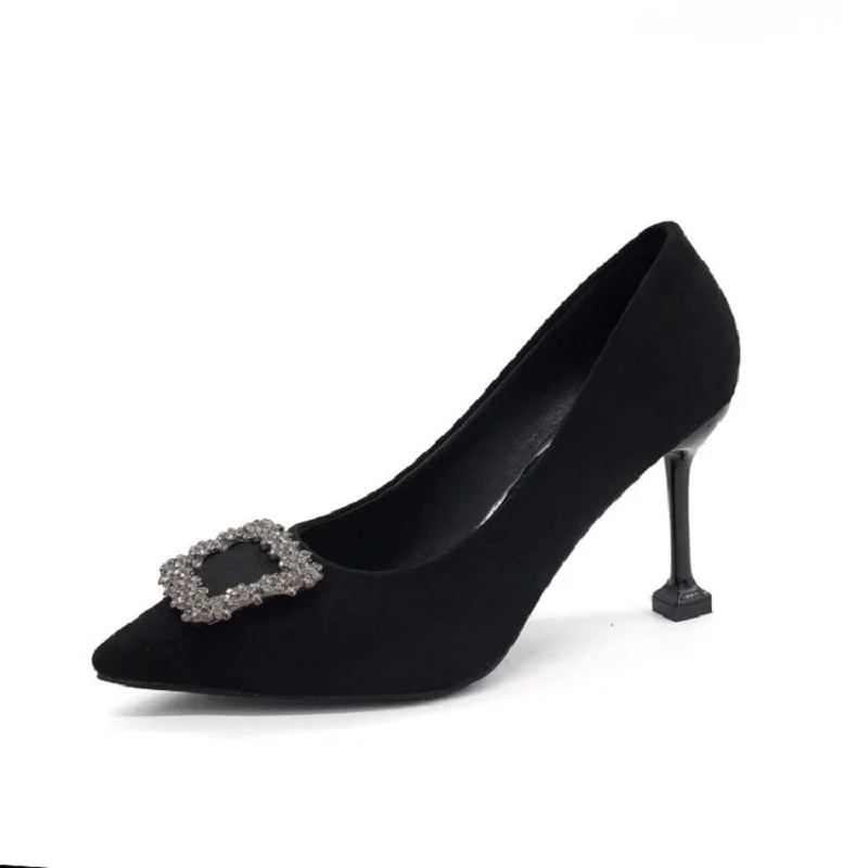 2018 spring new wild Korean version of the pointed shallow mouth cat with a single shoe small fresh girl net red stiletto heels
2018 spring new wild Korean version of the pointed shallow mouth cat with a single shoe small fresh girl net red stiletto heels