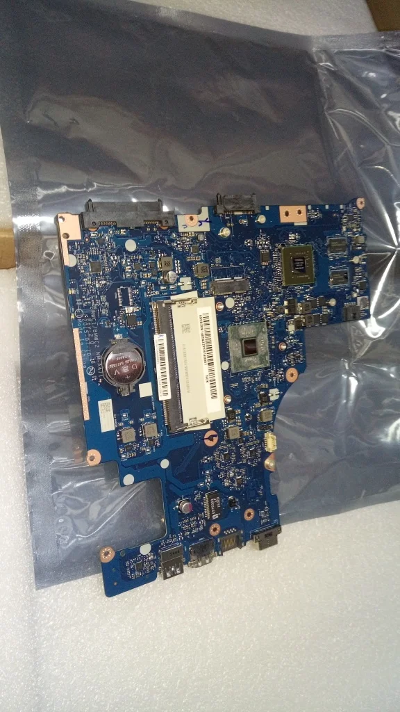 For Lenovo 300-14IBR laptop motherboard N3710 N3060 N3700 N3050 number NM-A471 FRU 5B20K14059 5B20K14006 5B20K14024
For Lenovo 300-14IBR laptop motherboard N3710 N3060 N3700 N3050 number NM-A471 FRU 5B20K14059 5B20K14006 5B20K14024