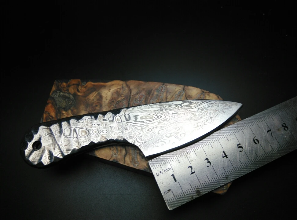2016 Chen xiang dao tea Manual high carbon forging Damascus steel knife Fruit a small straight knife
2016 Chen xiang dao tea Manual high carbon forging Damascus steel knife Fruit a small straight knife