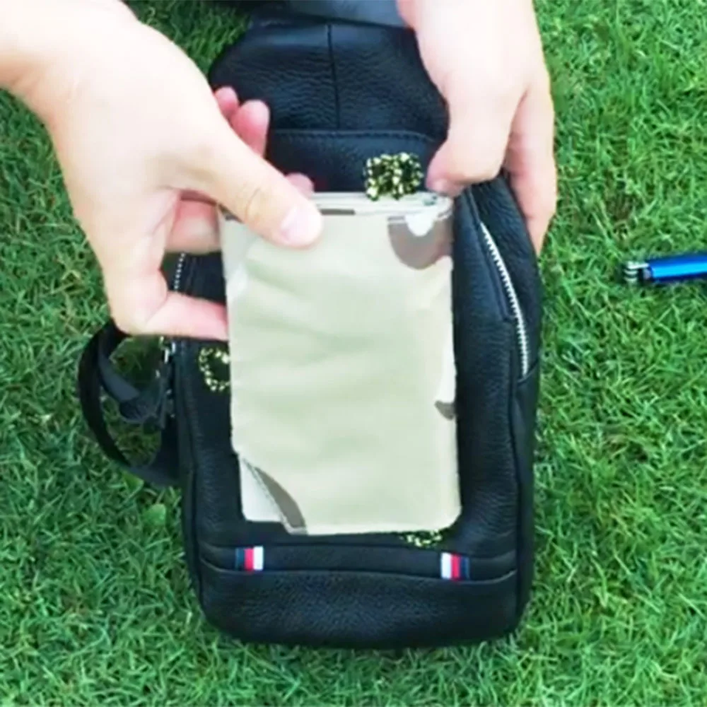 7W Solar Folding Charge Bag Outdoor 5V Portable Fast Charge Mobile Phone Tablet Solar Folding Charger
7W Solar Folding Charge Bag Outdoor 5V Portable Fast Charge Mobile Phone Tablet Solar Folding Charger