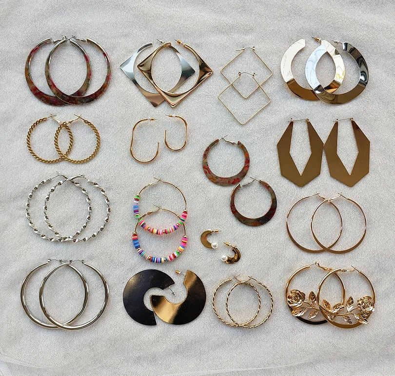 New Trendy Big Hoops Earrings Statement Twist Circle Irregular Alloy Hoop Earrings Brincos Bijoux Hip Hop Jewelry Women Gift
New Trendy Big Hoops Earrings Statement Twist Circle Irregular Alloy Hoop Earrings Brincos Bijoux Hip Hop Jewelry Women Gift