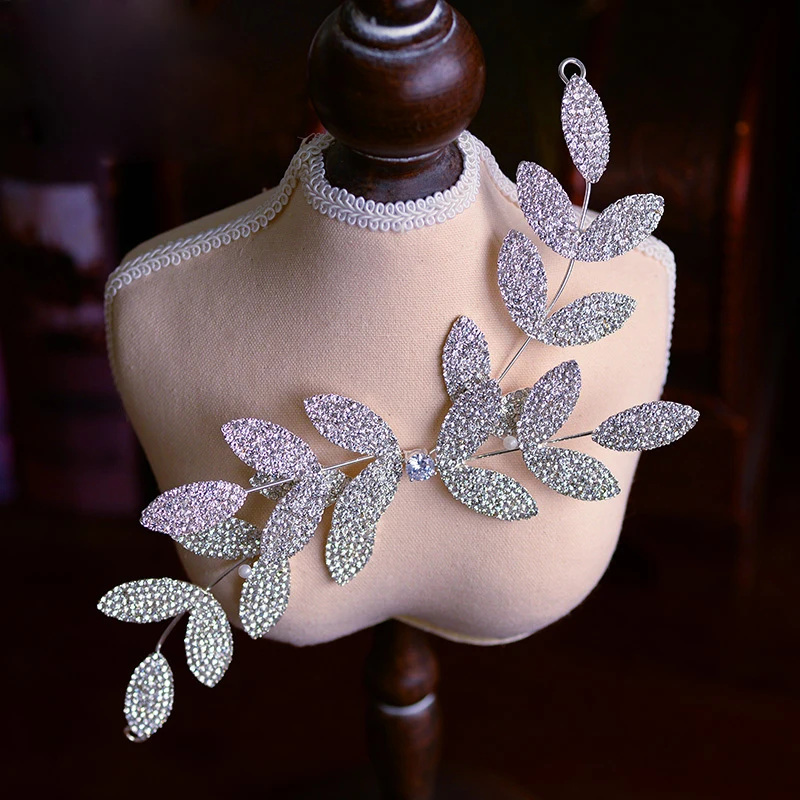 Baroque Leaves Brides Hairbands Bridal Headdress Wedding Hair Accessory Rhinestone Evening Hair Jewelry
Baroque Leaves Brides Hairbands Bridal Headdress Wedding Hair Accessory Rhinestone Evening Hair Jewelry