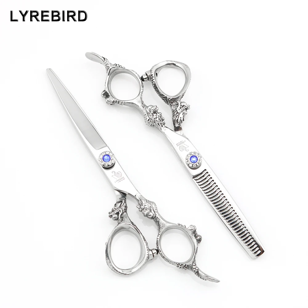 Professional hair scissors suit 6 INCH Bule & white rotation gem Dragon handle Lyrebird HIGH CLASS Simple packing 1SET/LOT NEW
Professional hair scissors suit 6 INCH Bule & white rotation gem Dragon handle Lyrebird HIGH CLASS Simple packing 1SET/LOT NEW