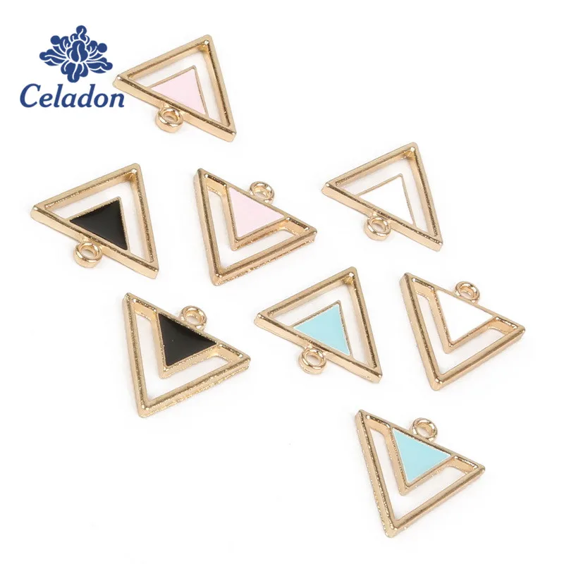 SALE! 30-36pcs 15mm Hollow Triangle Enamel Charms Zinc Alloy Drop Oil Pendant for DIY Handmade Earring Necklace Jewelry Making
SALE! 30-36pcs 15mm Hollow Triangle Enamel Charms Zinc Alloy Drop Oil Pendant for DIY Handmade Earring Necklace Jewelry Making