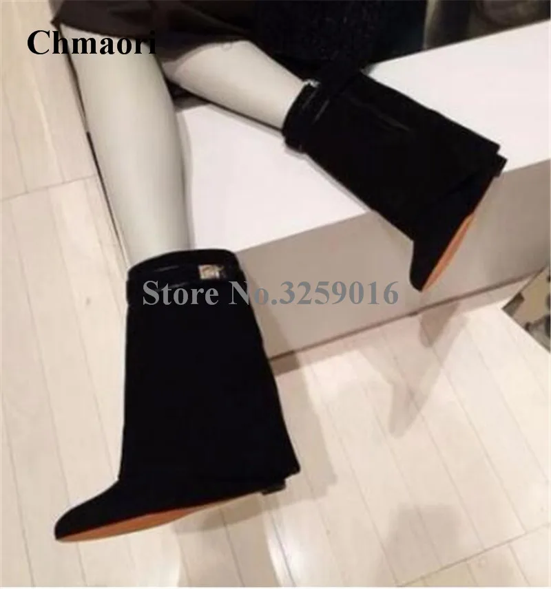 Hot Selling Women Fashion Pointed Toe Folded Metal Lock Buckle Design Short Wedge Boots Height Increasing Ankle Boots
Hot Selling Women Fashion Pointed Toe Folded Metal Lock Buckle Design Short Wedge Boots Height Increasing Ankle Boots