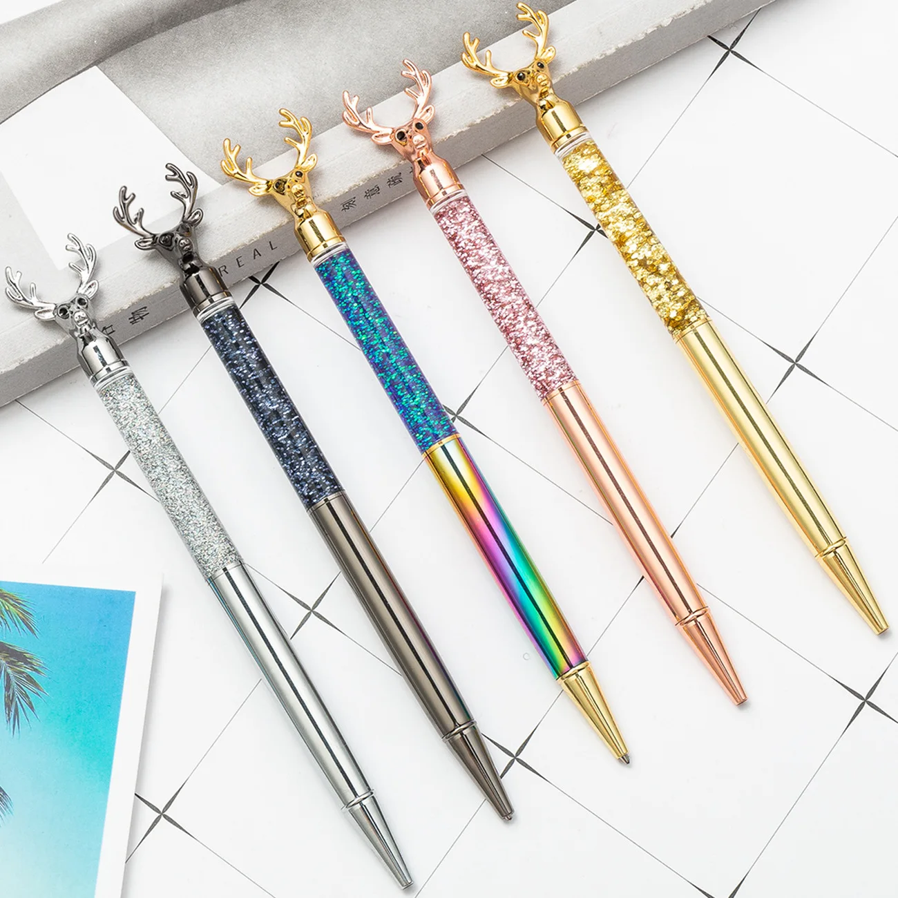 Kawaii Ball pen Reindeer shape Metal push Ballpoint Pens Pens For School Stationery Office 1.0mm
Kawaii Ball pen Reindeer shape Metal push Ballpoint Pens Pens For School Stationery Office 1.0mm