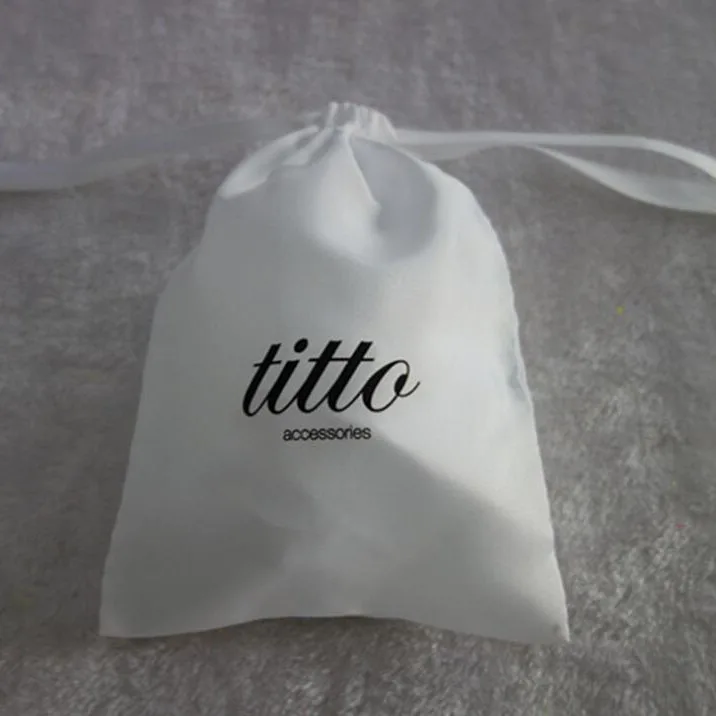 Satin Drawstring Bag for Hair Packaging Custom Silk Pouch Gift Bag Cosmetic Phone Hair Storage Bags Reusable Sachet Print Logo
Satin Drawstring Bag for Hair Packaging Custom Silk Pouch Gift Bag Cosmetic Phone Hair Storage Bags Reusable Sachet Print Logo