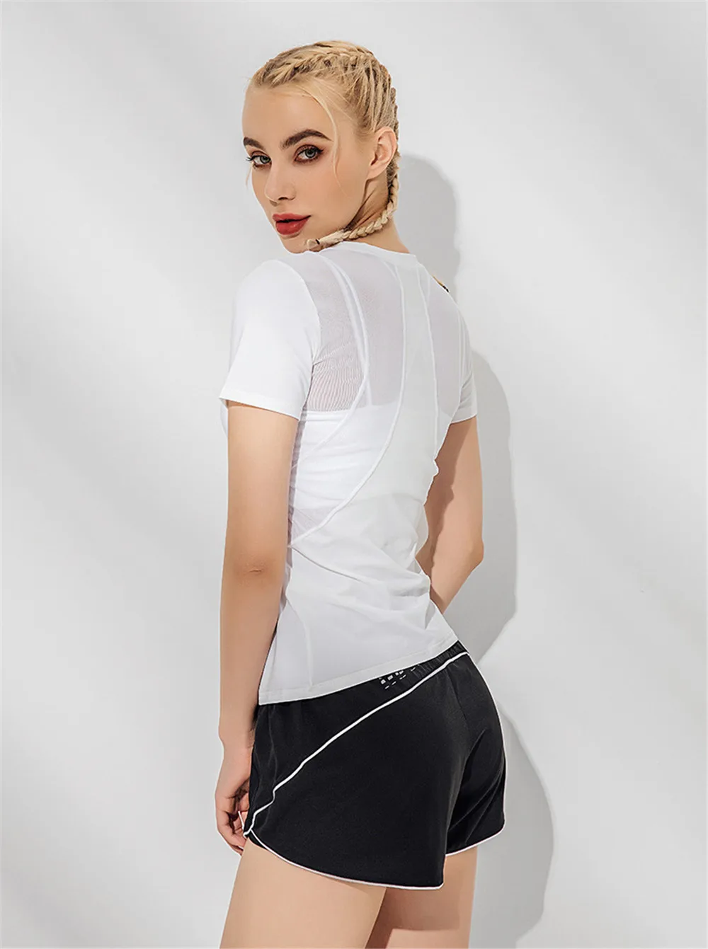 New Mesh Yoga Clothing Short-sleeved Running Sports T-shirt Female Fashion Training Workout Clothes Tops Spandex Tshirts
New Mesh Yoga Clothing Short-sleeved Running Sports T-shirt Female Fashion Training Workout Clothes Tops Spandex Tshirts