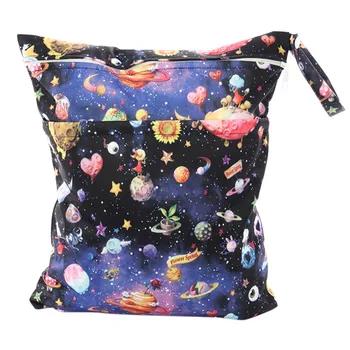 1PCS High Quality New Fashion Baby Diaper Bag Mummy Waterproof Diaper Bag Large Capacity Baby Bag Print Nursing Bag F
1PCS High Quality New Fashion Baby Diaper Bag Mummy Waterproof Diaper Bag Large Capacity Baby Bag Print Nursing Bag F