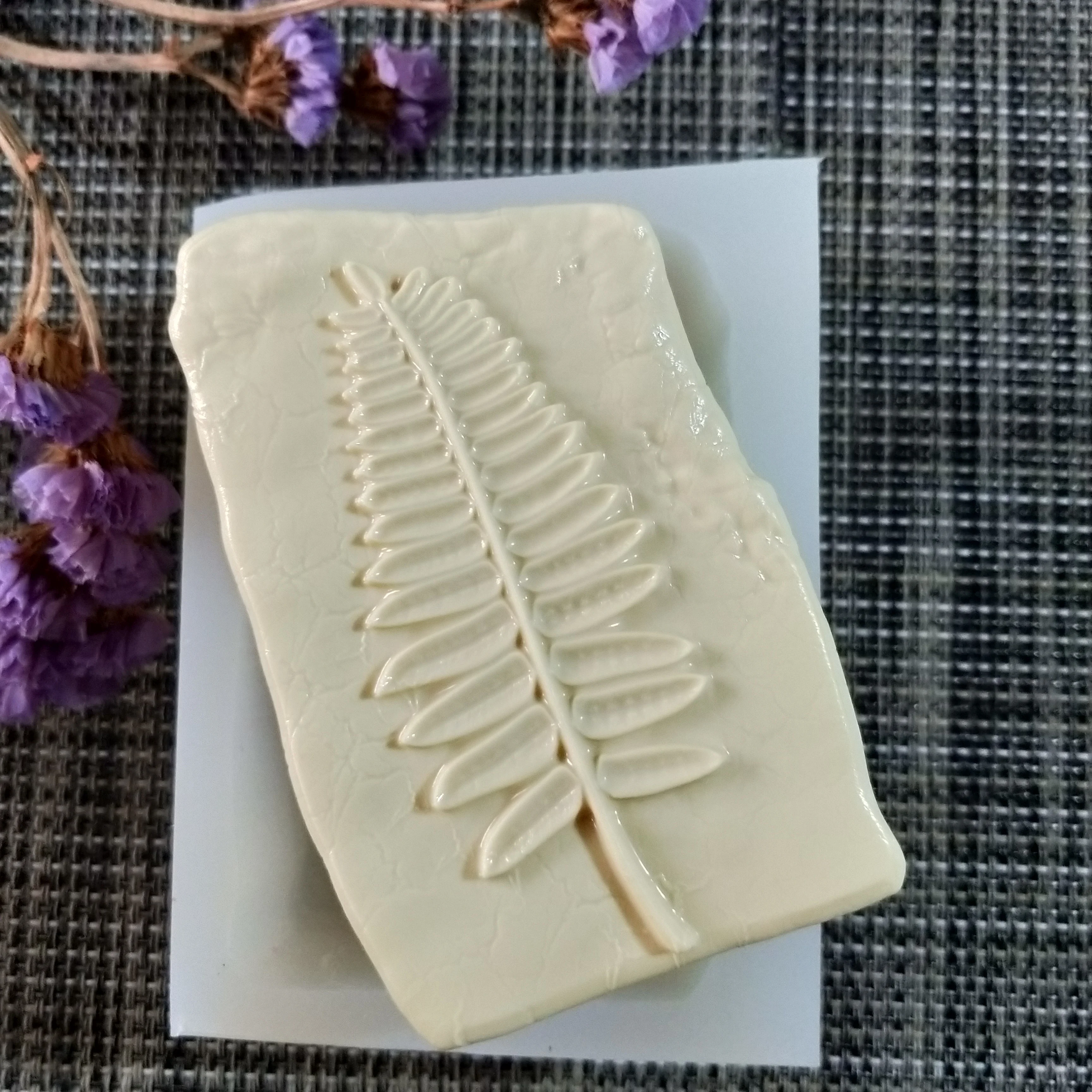 HC0122 PRZY Mold Silicone Leaves Soap Mould Fern Leaf Handmade Soap Making Molds Candle Mold Silicone Resin Clay Mold
HC0122 PRZY Mold Silicone Leaves Soap Mould Fern Leaf Handmade Soap Making Molds Candle Mold Silicone Resin Clay Mold