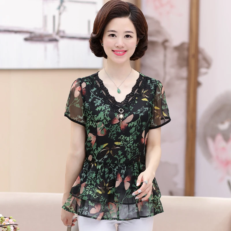 NIFULLAN Sweet Vintage Women Floral Tshirt Short Sleeve V-Neck Retro Tee Tops Fashion Casual Tunic Clothes Mother 5XL Plus Size
NIFULLAN Sweet Vintage Women Floral Tshirt Short Sleeve V-Neck Retro Tee Tops Fashion Casual Tunic Clothes Mother 5XL Plus Size