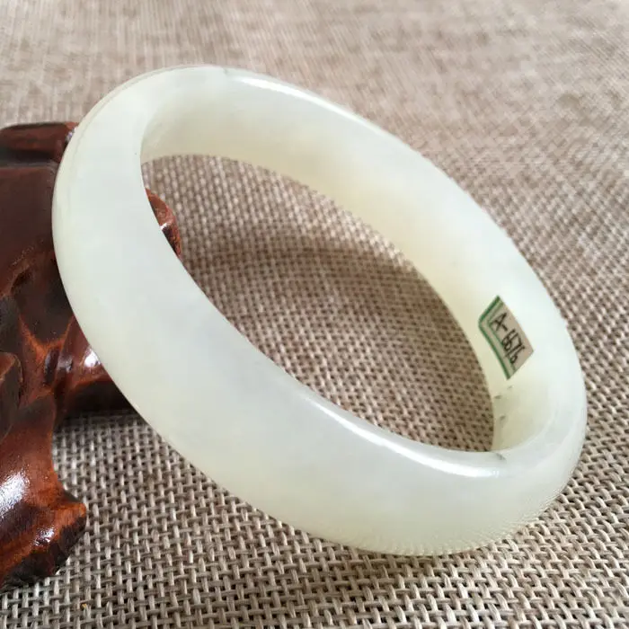59mm Chinese Certified Grade A Natural Green Xiu Jade Gems Bracelet Bangle 3343 28% 10.13
59mm Chinese Certified Grade A Natural Green Xiu Jade Gems Bracelet Bangle 3343 28% 10.13