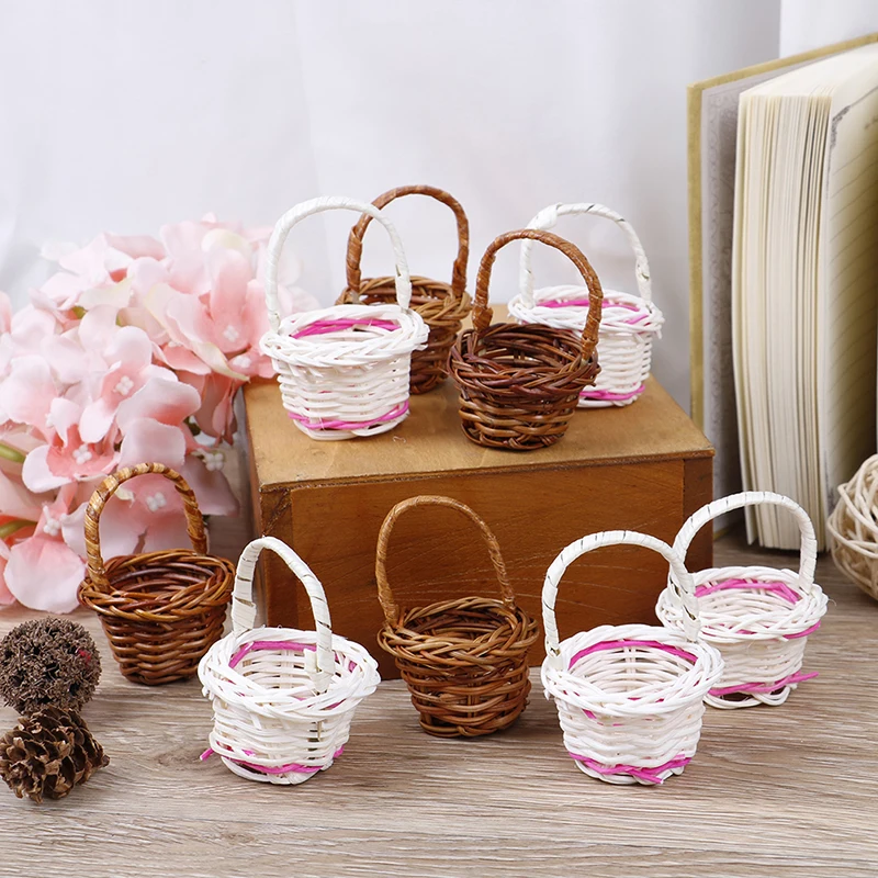 1 PC Mini Rattan Weaving Storage Basket Fruit Rattan Storage Box For Cosmetics Tea Picnic Basket Organizer Home Party Decoration
1 PC Mini Rattan Weaving Storage Basket Fruit Rattan Storage Box For Cosmetics Tea Picnic Basket Organizer Home Party Decoration