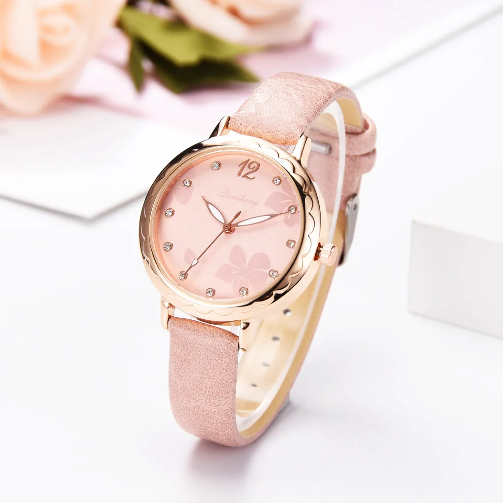 Fashion Women Watch Flower Dial And Frame ELEGANT PU Leather Ladies Quartz Wristwatch horloge dames montre femme zegarek damski
Fashion Women Watch Flower Dial And Frame ELEGANT PU Leather Ladies Quartz Wristwatch horloge dames montre femme zegarek damski