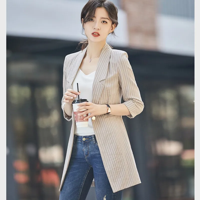 High quality striped small suit jacket 2019 summer new seven-point sleeve fashion retro slim women's casual jacket
High quality striped small suit jacket 2019 summer new seven-point sleeve fashion retro slim women's casual jacket