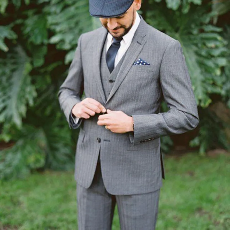 Men Suit 2017 Handmade Notch Collar Grey Wedding Groom Tuxedos Prom men Suits Formal Dinner Party Dress (Jacket+Pants+Vest+Tie)
Men Suit 2017 Handmade Notch Collar Grey Wedding Groom Tuxedos Prom men Suits Formal Dinner Party Dress (Jacket+Pants+Vest+Tie)